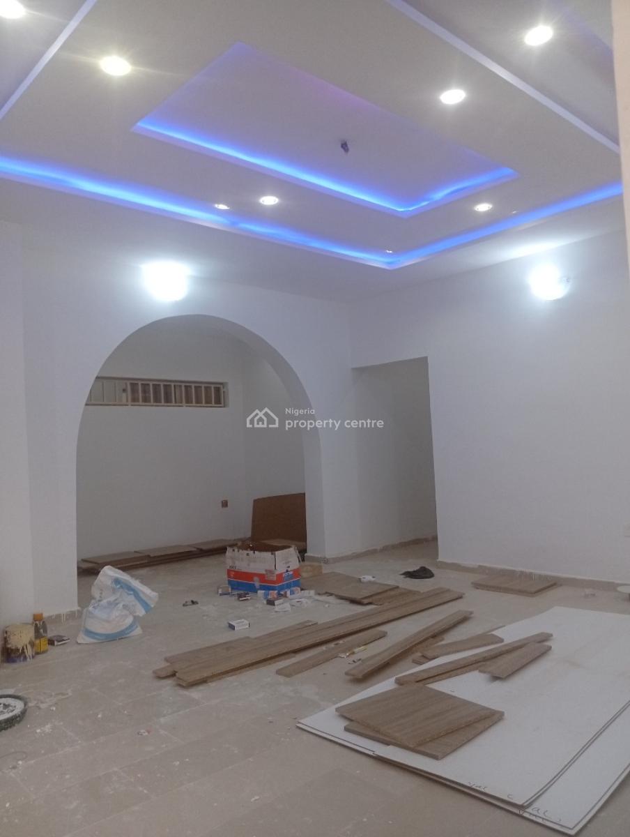 Well Renovated 3 Bedrooms Flat, Katampe, Abuja, House for Rent