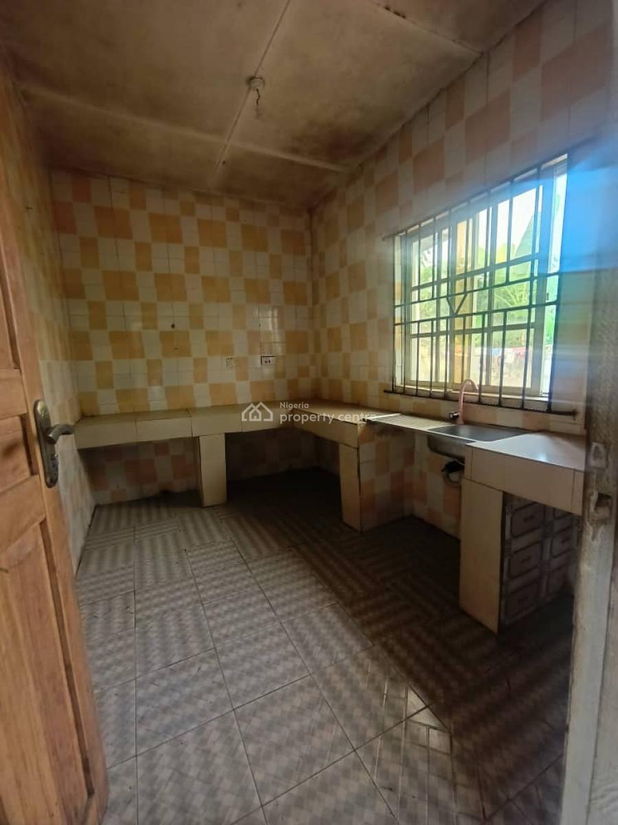 Room and Parlour Self, Iya Yetis, Igbogbo, Ikorodu, Lagos, Mini Flat (room and Parlour) for Rent