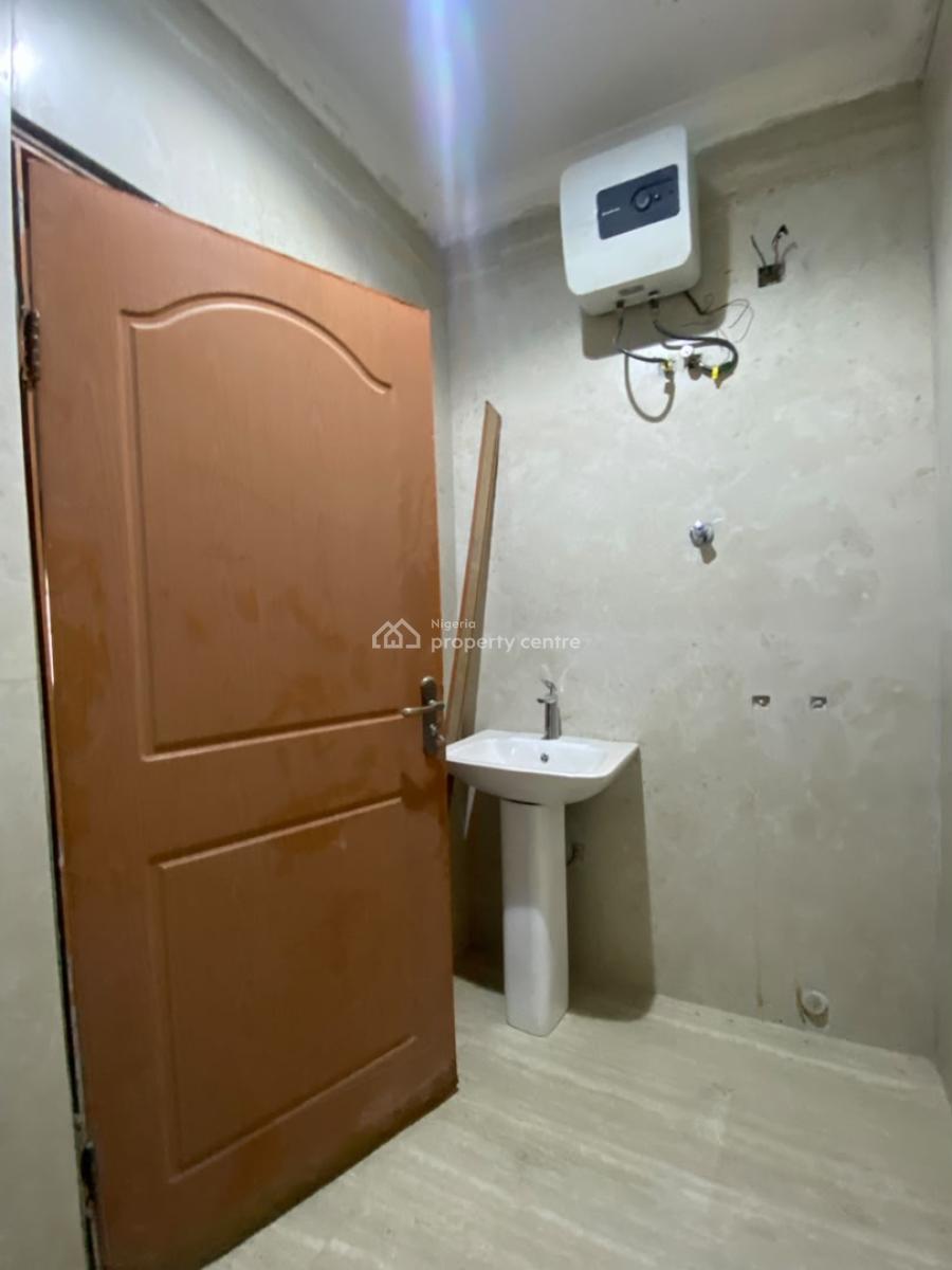 Fully Furnished 3room Office Space with a Spacious Kitchen,  & 3 Toile, L, Lekki Phase 1, Lekki, Lagos, Semi-detached Duplex for Rent