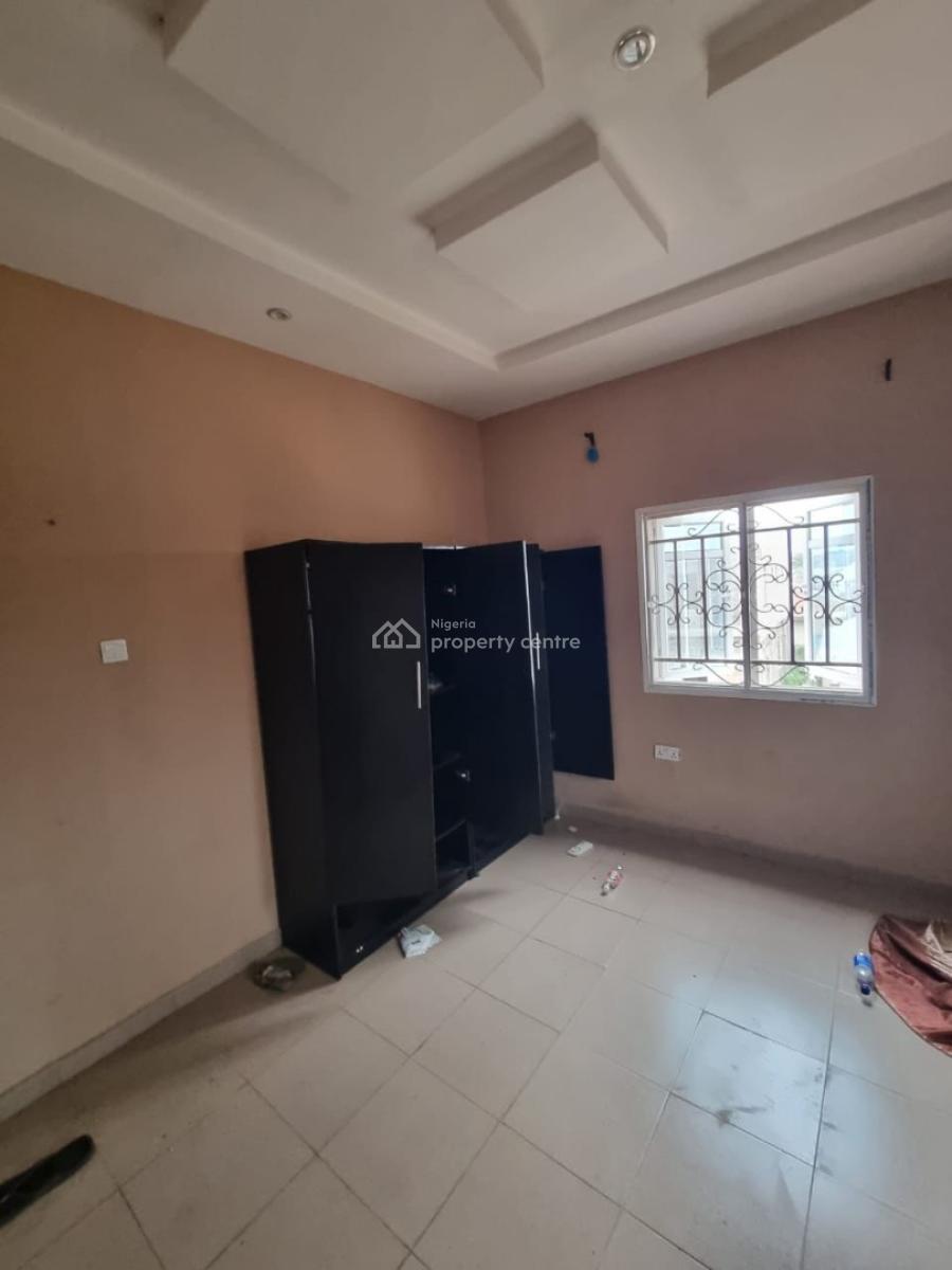 2 Bedroom Flat, God Estate Odeku, Off Akala Express, Ibadan, Oyo, Flat / Apartment for Rent