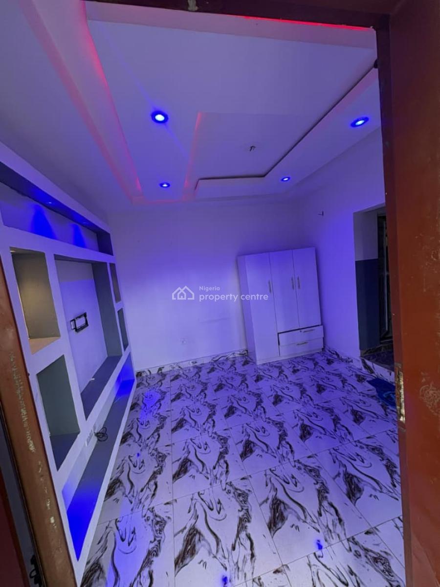 a Clean Semi Detached Self Contained Apartment, Ekpri Nsukara, Uyo, Akwa Ibom, House for Rent