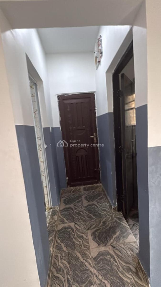 a Clean Semi Detached Self Contained Apartment, Ekpri Nsukara, Uyo, Akwa Ibom, House for Rent