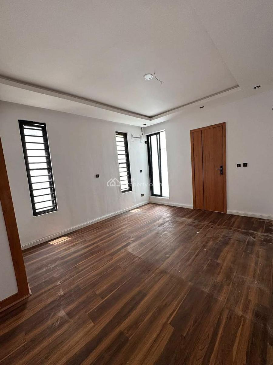 Well Maintained 2 Bedrooms Apartment, in a Secured Estate, Ikate, Lekki, Lagos, Flat / Apartment for Rent