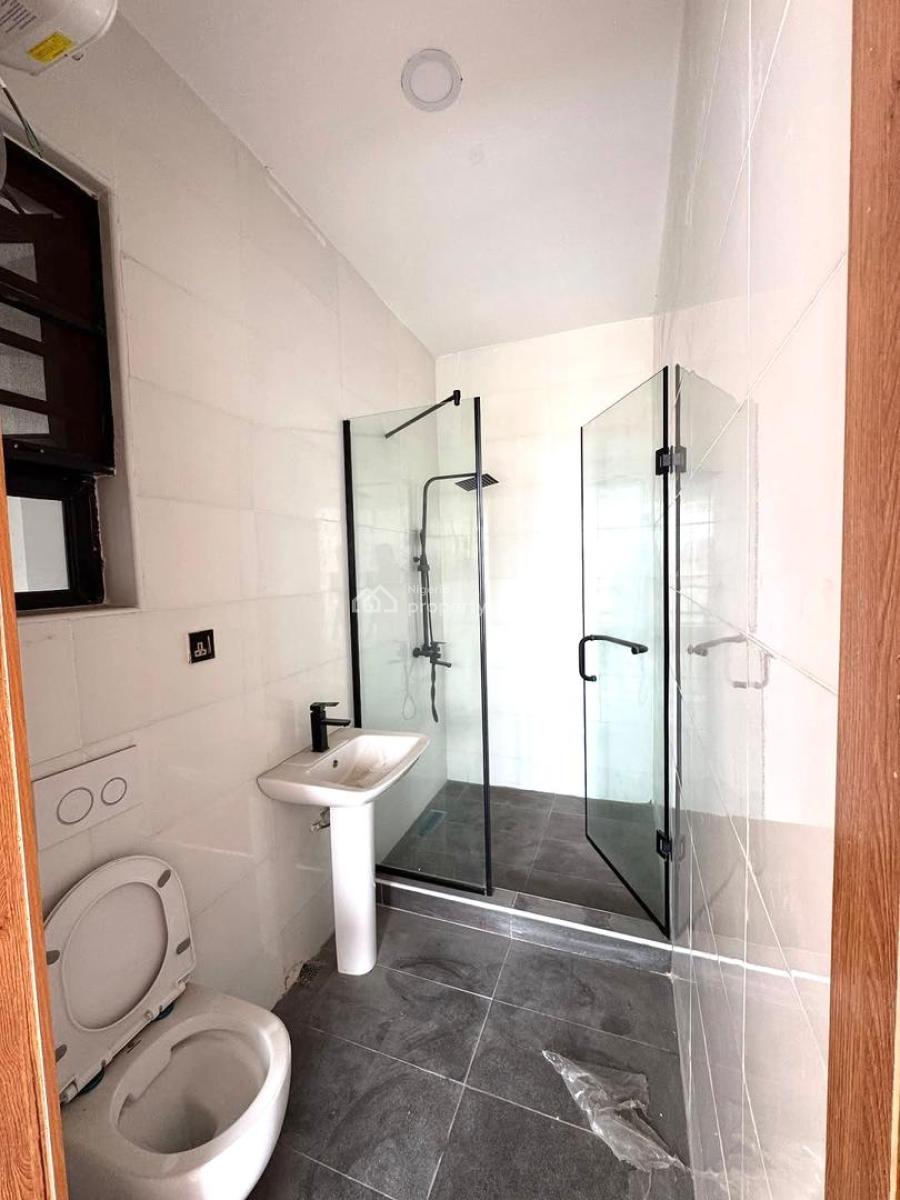 Well Maintained 2 Bedrooms Apartment, in a Secured Estate, Ikate, Lekki, Lagos, Flat / Apartment for Rent