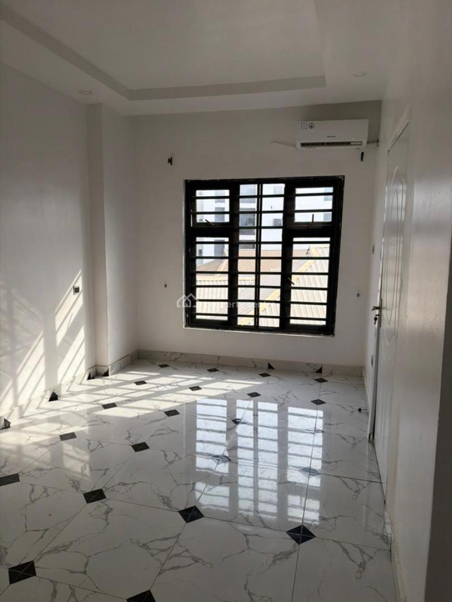 Well Maintained 2-bedroom Apartment Upstairs, Conservation Road, Lekki, Lagos, Flat / Apartment for Rent