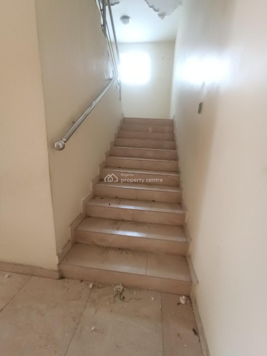 5 Bedroom Terrace with Laundry Room (two Tenants in Compound), Blenco, Sangotedo, Ajah, Lagos, Terraced Duplex for Rent