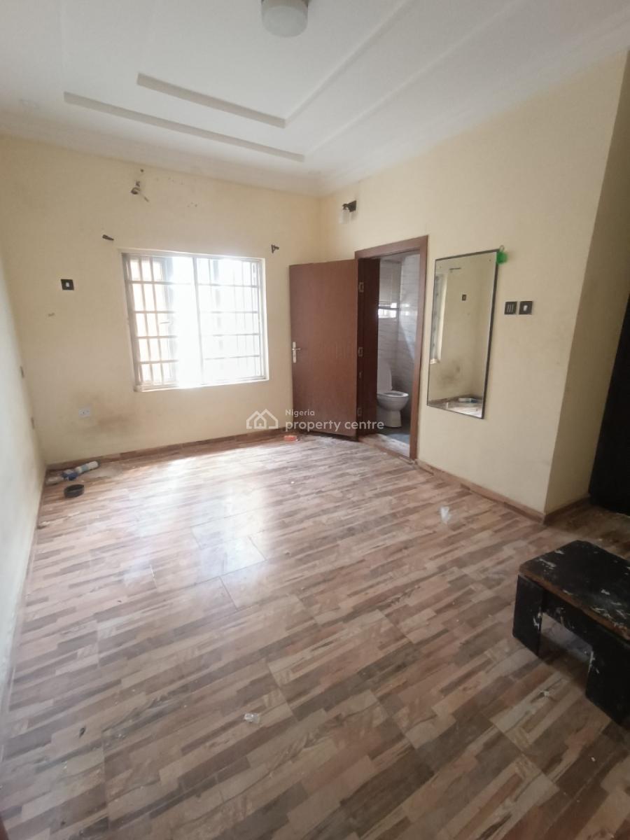 5 Bedroom Terrace with Laundry Room (two Tenants in Compound), Blenco, Sangotedo, Ajah, Lagos, Terraced Duplex for Rent