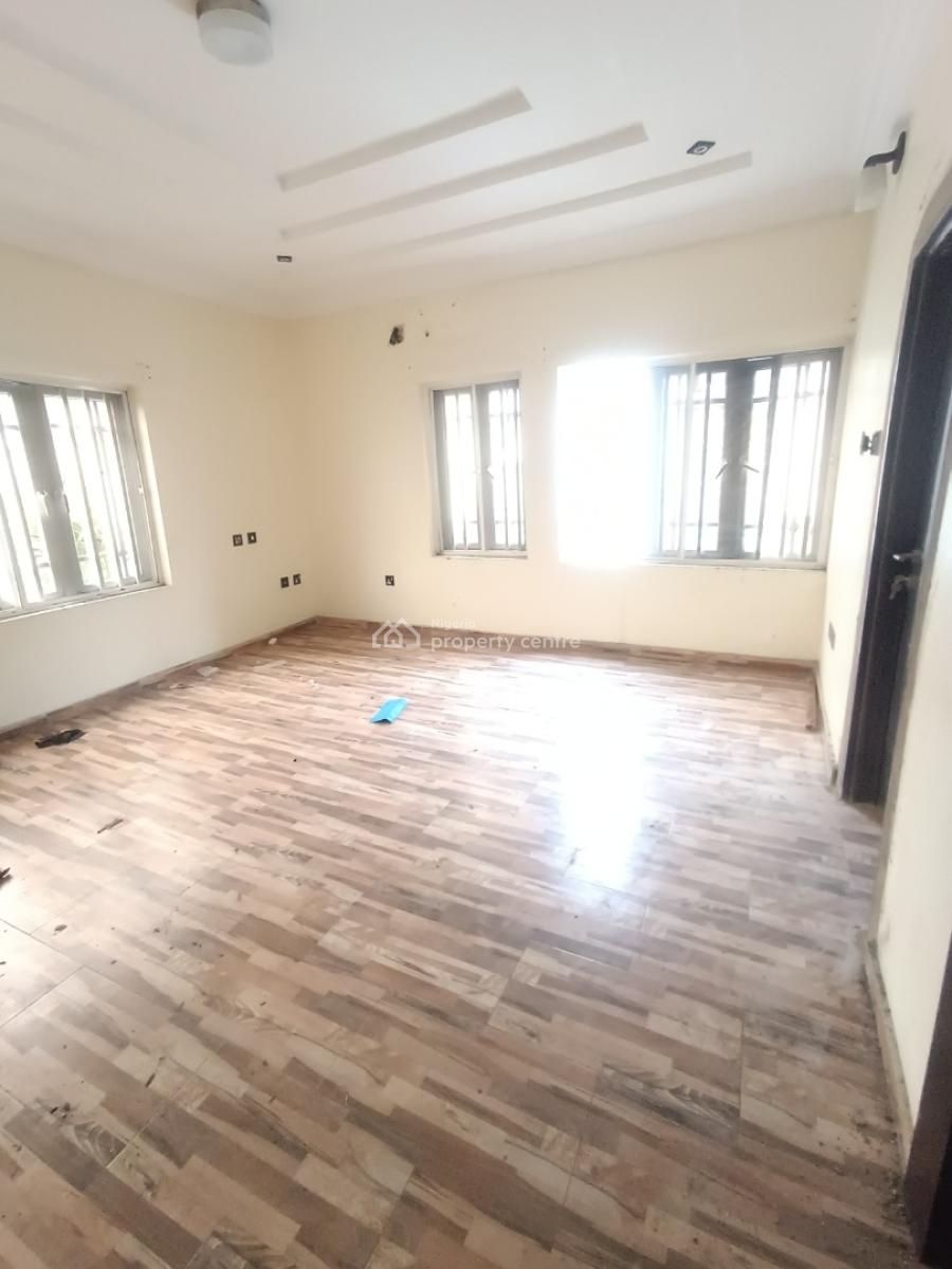 5 Bedroom Terrace with Laundry Room (two Tenants in Compound), Blenco, Sangotedo, Ajah, Lagos, Terraced Duplex for Rent