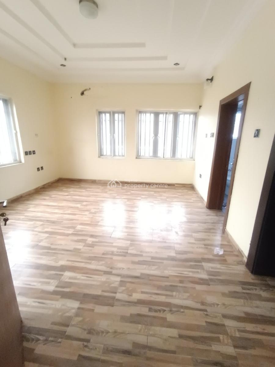 5 Bedroom Terrace with Laundry Room (two Tenants in Compound), Blenco, Sangotedo, Ajah, Lagos, Terraced Duplex for Rent