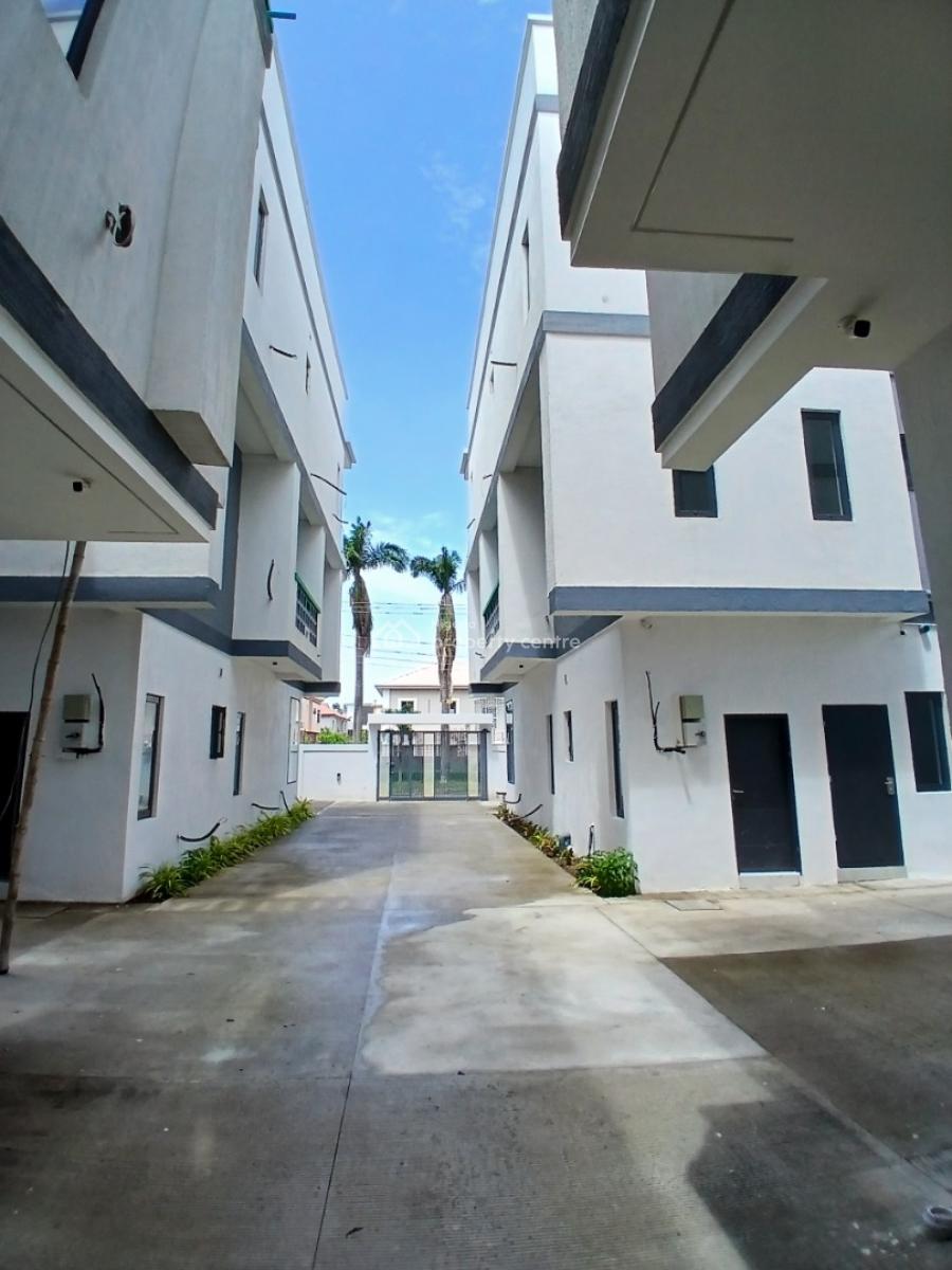 Brand New, Well-finished and Serviced 4 Bedroom En-suite Semi-detached, Lekki Phase 1, Lekki, Lagos, Lekki Phase 1, Lekki, Lagos, Semi-detached Duplex for Sale