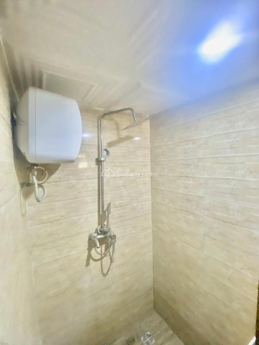 Spacious  1 Bedroom  Mini Flat, Chevy View Chevron Lagos, Lekki Phase 2, Lekki, Lagos, Mini Flat (room and Parlour) for Rent