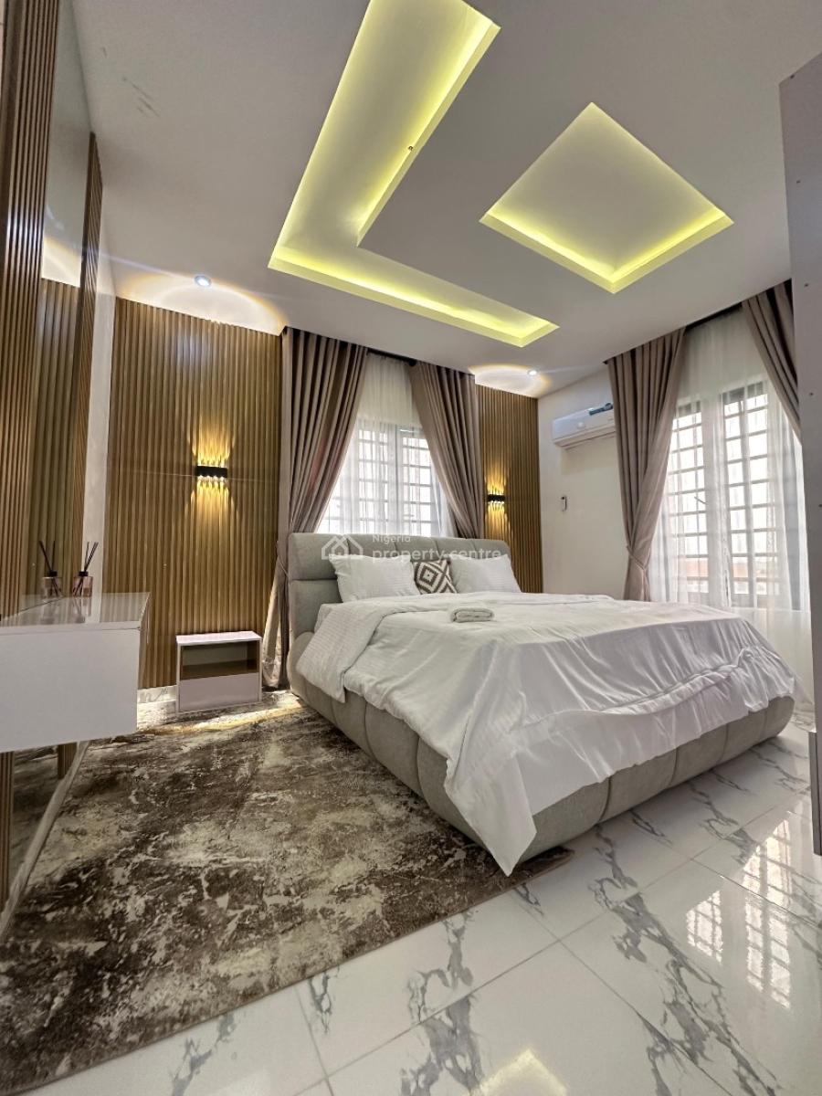 Newly Renovated 3 Bedroom Apartment with Ps5, Snooker Board, Air Hocke, Lekki Phase 1, Lekki, Lagos, Flat / Apartment Short Let