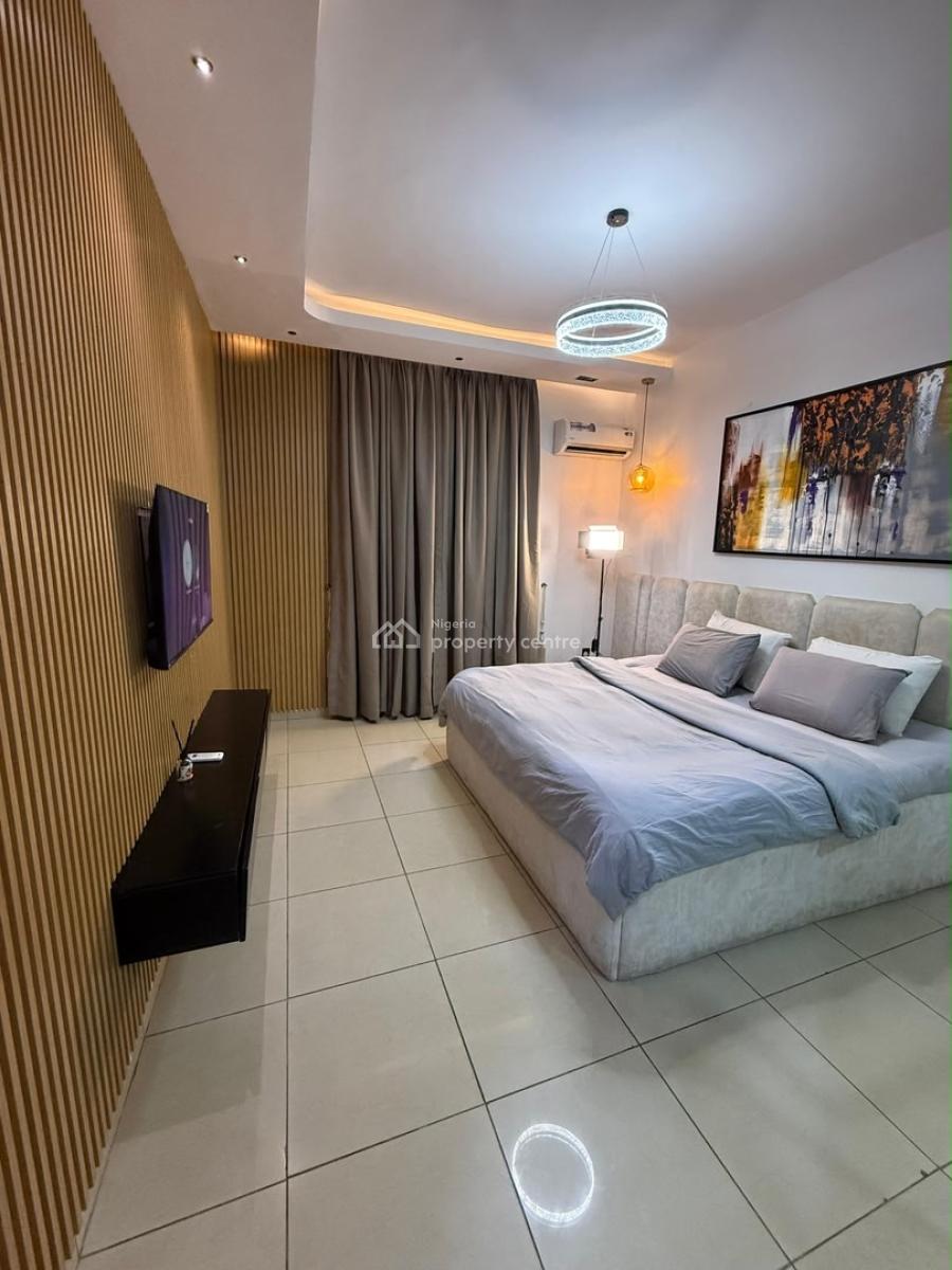 Newly Cozy  1 Bedroom Apartment with Ps5, Snooker Board, Air Hocke, Lekki Phase 1, Lekki, Lagos, Flat / Apartment Short Let