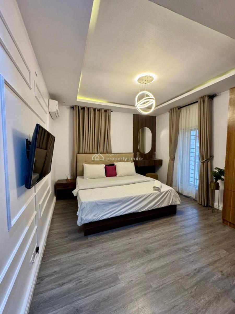 Cozy and Spacious One Bedroom Apartment, Lsdpc Estate, Freedom Way, Lekki Phase 1, Lekki, Lagos, Mini Flat (room and Parlour) Short Let