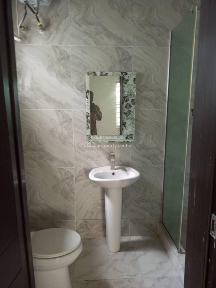 Newly Built 5 Bedrooms  Duplex with Bq, Chevron Drive in a Call to Access Estate, Lekki, Lagos, Detached Duplex for Sale