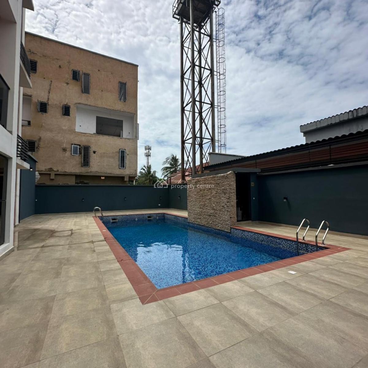 Spacious 3 Bedroom Apartment with Elevator, Swimming Pool and Gym, Lekki Phase 1, Lekki, Lagos, Block of Flats for Sale
