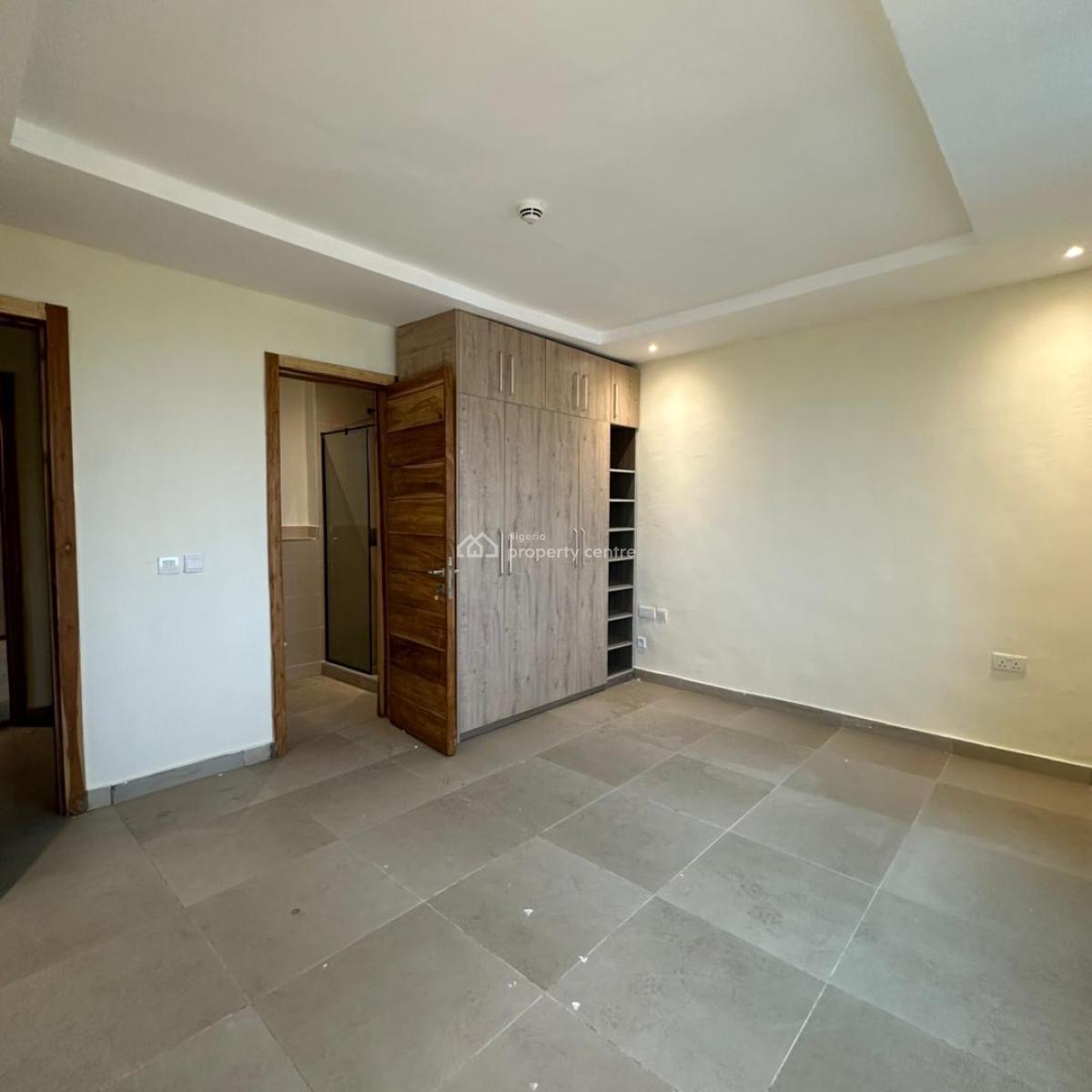 Spacious 3 Bedroom Apartment with Elevator, Swimming Pool and Gym, Lekki Phase 1, Lekki, Lagos, Block of Flats for Sale