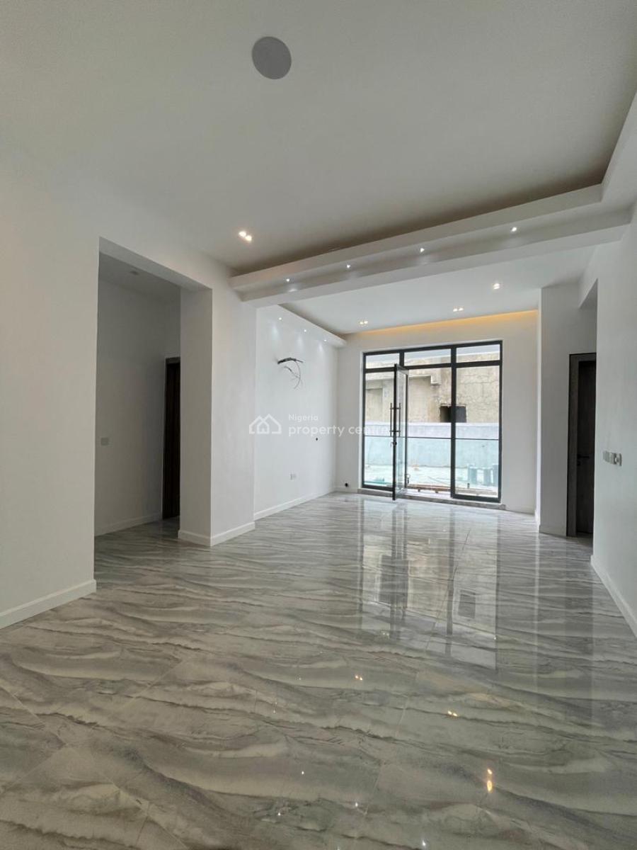 ️**absolutely Decent 3 Bed Serviced Apartment with Swimming Pool,gym*, Osapa London, Lekki, Lagos, Block of Flats for Sale