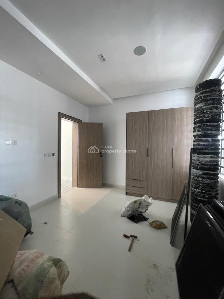 ️**absolutely Decent 3 Bed Serviced Apartment with Swimming Pool,gym*, Osapa London, Lekki, Lagos, Block of Flats for Sale