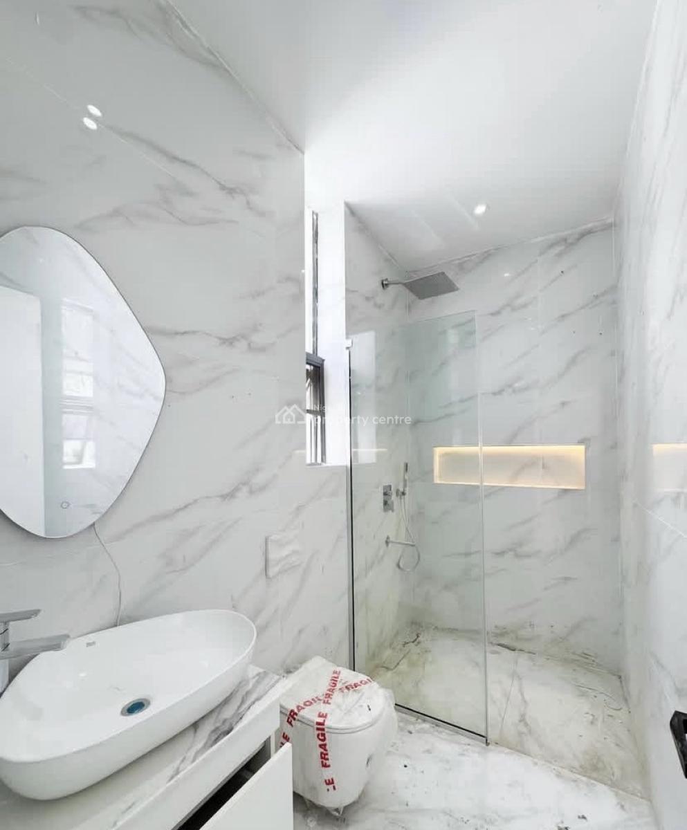 Luxurious 2 Bedroom Apartment with Swimming Pool, Lekki Right, Lekki, Lagos, Flat / Apartment for Rent
