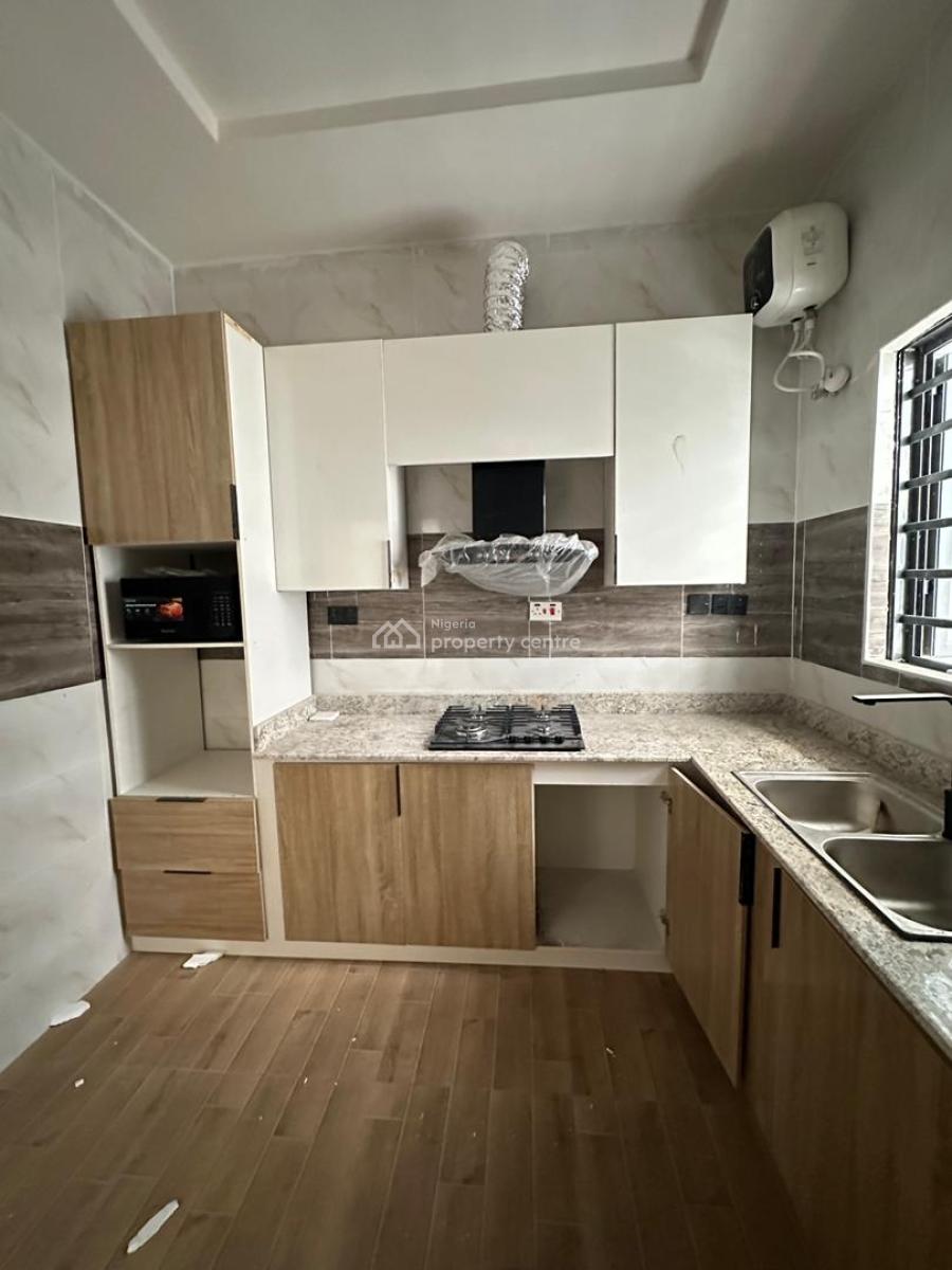 Luxury 3 Bedroom Flat, Mobil Road, Lekki, Ajah, Lagos, Flat / Apartment for Rent