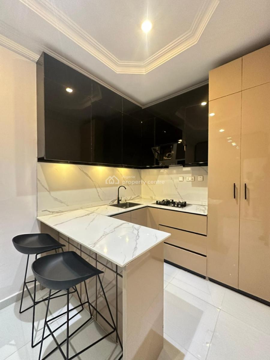 Beautifully Furnished One Bedroom Studio Apartment, Osapa, Lekki, Lagos, Flat / Apartment Short Let