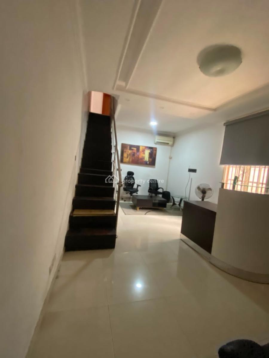 Luxury Furnished 3 Bedroom Office Use, Lekki Phase 1, Lekki, Lagos, Flat / Apartment for Rent