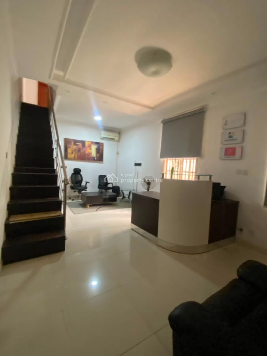 Luxury Furnished 3 Bedroom Office Use, Lekki Phase 1, Lekki, Lagos, Flat / Apartment for Rent