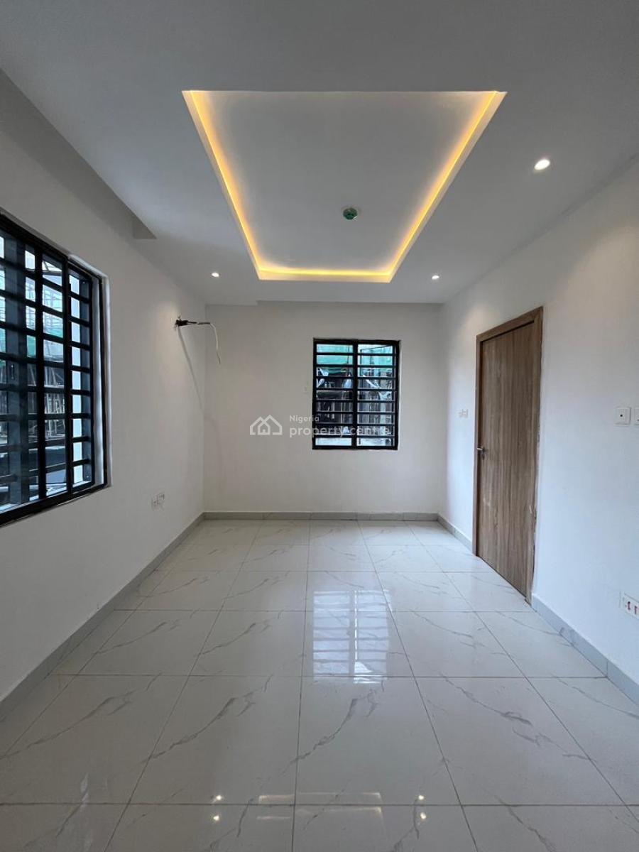 4 Bedroom Maisonette Duplex with Bq and Elevator and Communal Pool, Spacious Car Park|spacious Rooms|gym|pool, Ikeja Gra, Ikeja, Lagos, Terraced Duplex for Sale