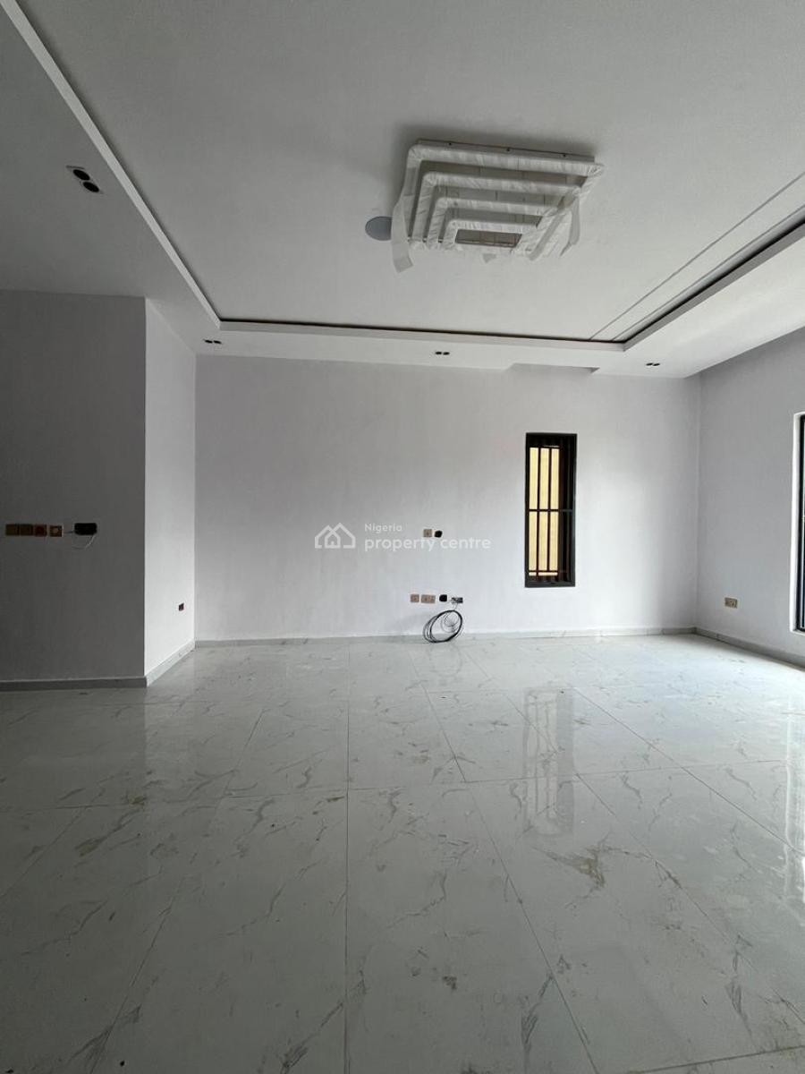 Exclusively Built 4 Bedroom Apartment, Spacious Rooms|tarred Road| Secured Location, Ikeja Gra, Ikeja, Lagos, Block of Flats for Sale