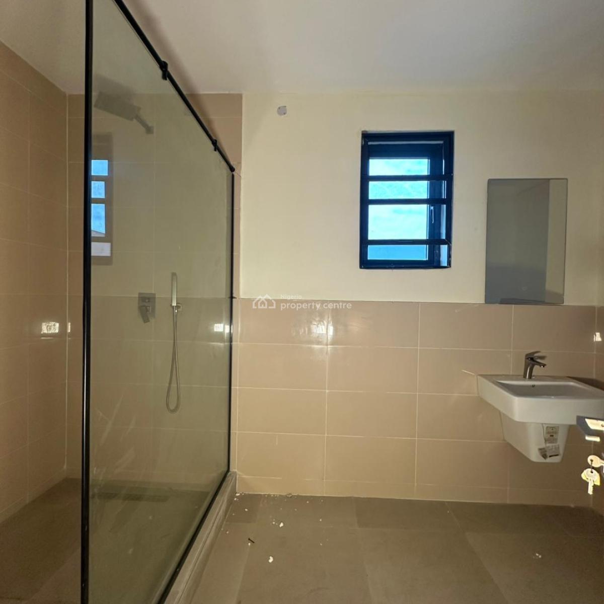 Very Spacious 3 Bedroom Apartment with Elevator ,pool, Lekki Phase 1, Lekki, Lagos, Flat / Apartment for Sale