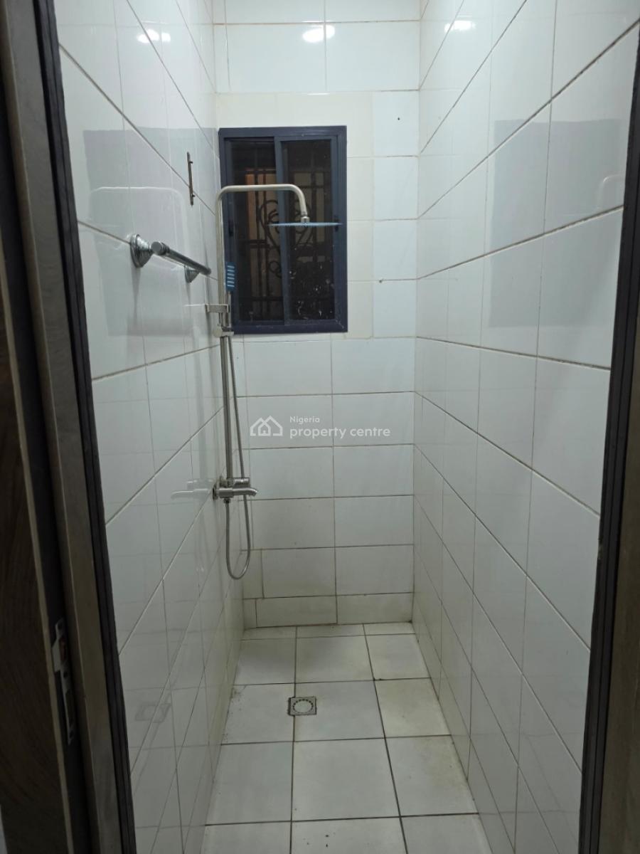 Executive Spacious Single Room Self Contained with Solar, Royal Garden Estate, Ajah, Lagos, Self Contain (single Rooms) for Rent