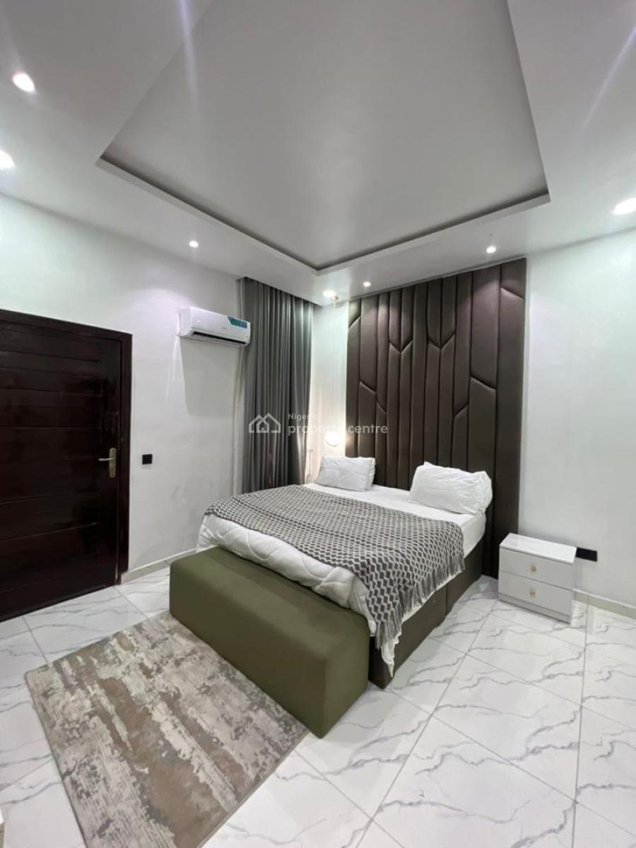 Luxury 3 Bedroom Apartment with Excellent Finishing, Ologolo, Lekki, Lagos, Flat / Apartment for Sale