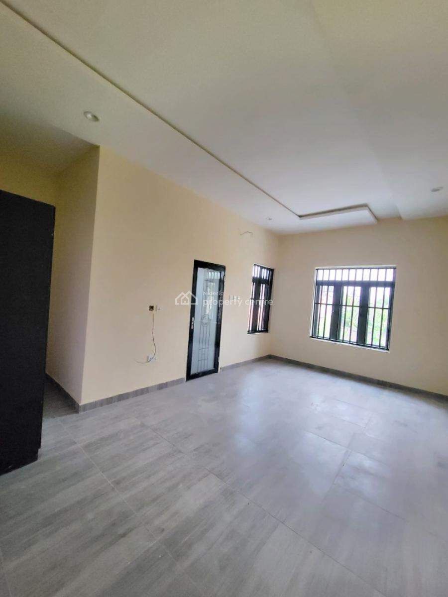 Beautiful Three Bedroom Apartment with Bq, Lekki Scheme 2, Ajah, Lagos, Flat / Apartment for Rent