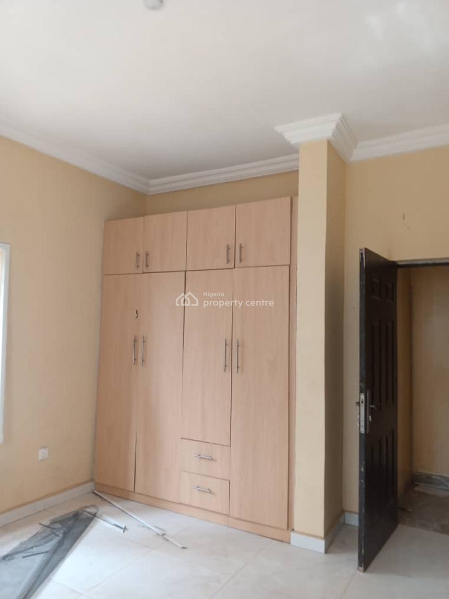 ..!.. Massive 3 Bedrooms Flat, Games Village, Kaura, Abuja, House for Rent