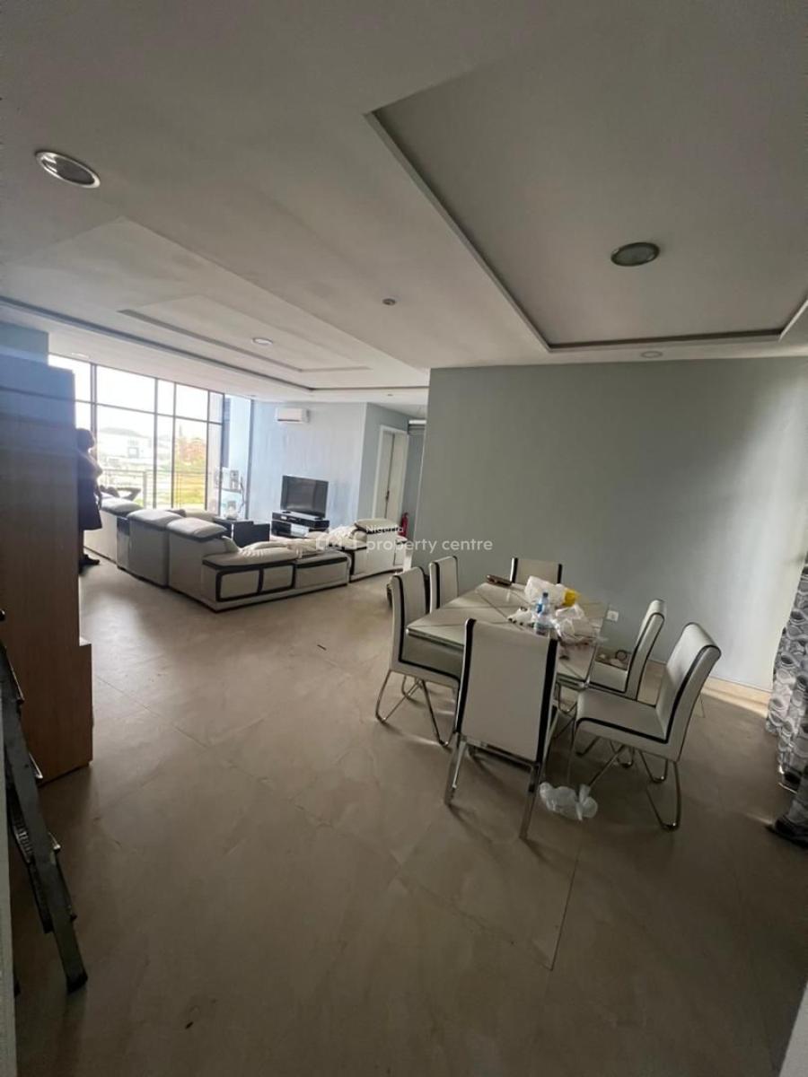 Spacious 3 Bedroom Apartment with Bq, Swimming Pool & Gym, Lekki Phase 1, Lekki, Lagos, Flat / Apartment for Rent