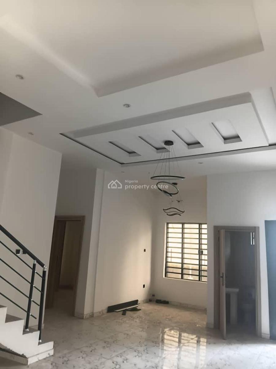 Distress 4 Bedroom Semi Detached Duplex, Lekki Gardens Phase 5, By General Paint, Ajah, Lagos, Semi-detached Duplex for Sale