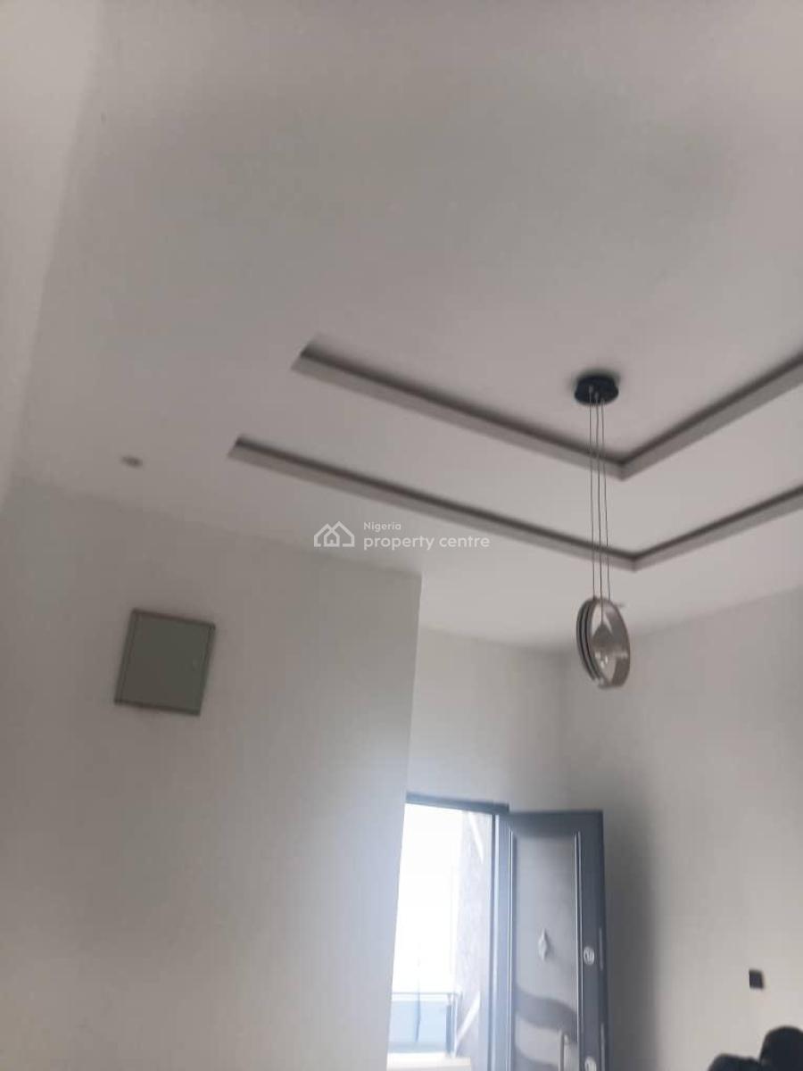Distress 4 Bedroom Semi Detached Duplex, Lekki Gardens Phase 5, By General Paint, Ajah, Lagos, Semi-detached Duplex for Sale
