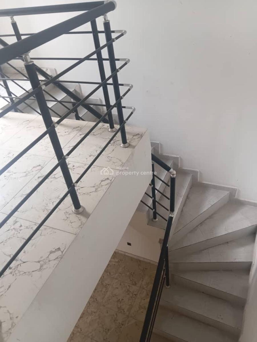 Distress 4 Bedroom Semi Detached Duplex, Lekki Gardens Phase 5, By General Paint, Ajah, Lagos, Semi-detached Duplex for Sale