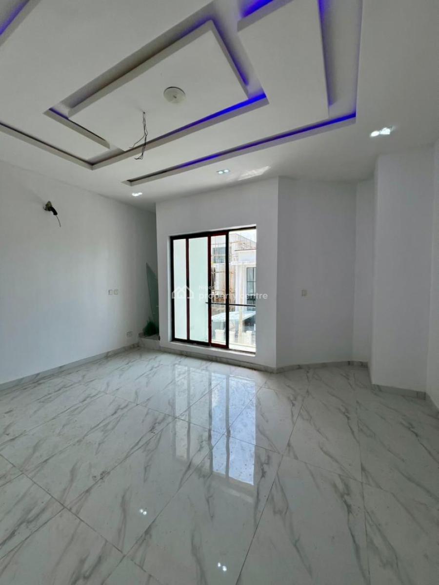 ️**gorgeously Finished Luxury 5 Bed Fully Detached Duplex with Pool, Chevron, Lekki, Lagos, Detached Duplex for Sale