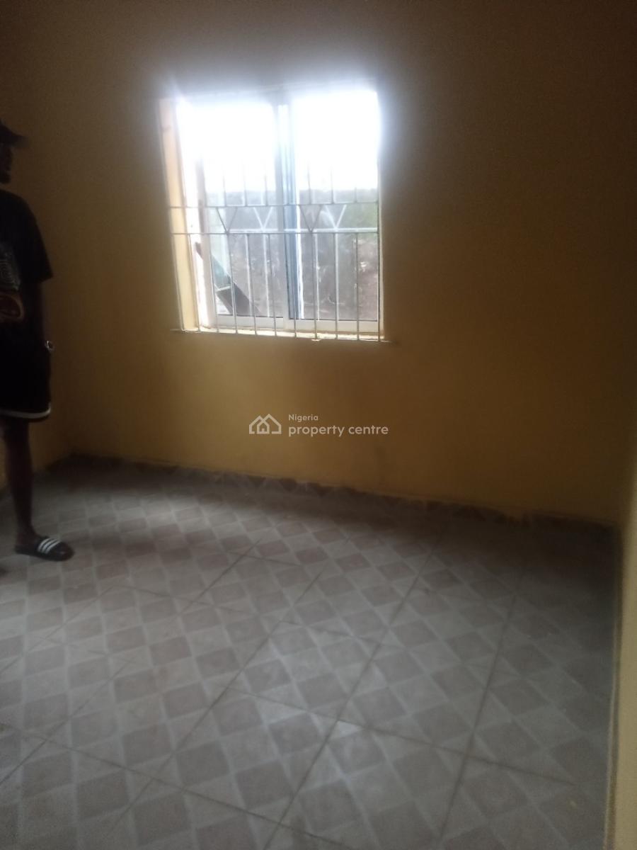Newly Built 2bedroom, Off Adetola Aguda Surulere, Surulere, Lagos, Flat / Apartment for Rent