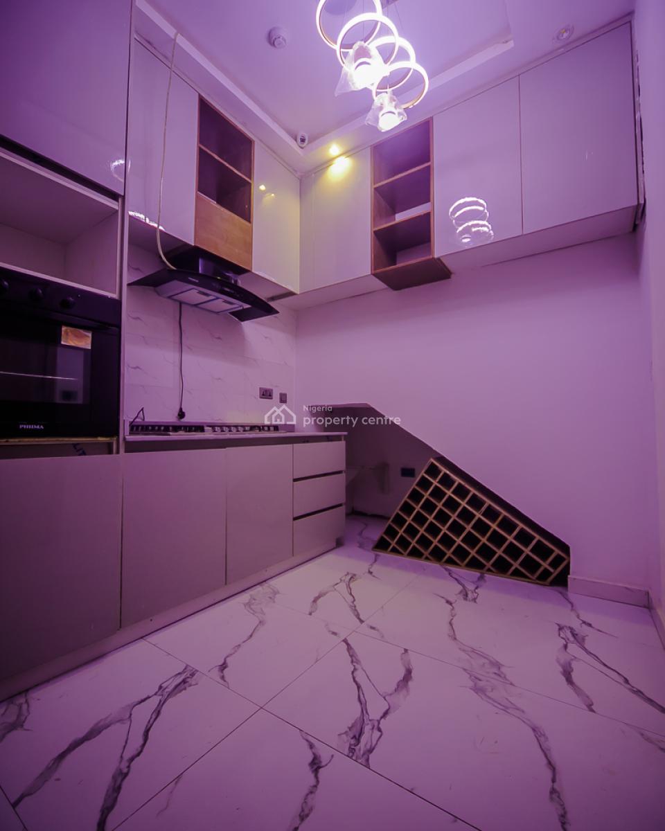 4 Bedroom Terrace Duplex, Osapa, Lekki, Lagos, Terraced Duplex for Sale