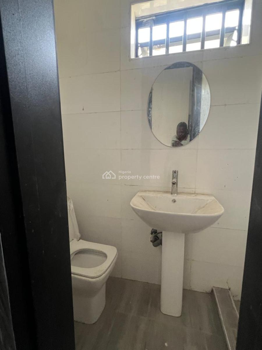 Massive 3 Bedroom Terrace Duplex, Vintage Estate Majek, Sangotedo, Ajah, Lagos, Flat / Apartment for Rent