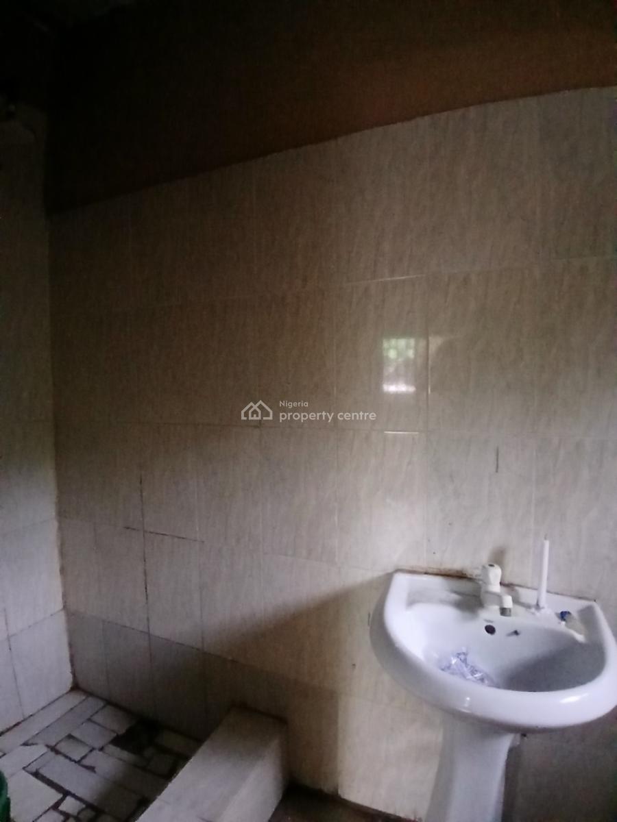 Well Maintained Mini Flat Downstairs with 2 Toilets, Gated Estate at Okera Nla, Off Ado Road Ajah, Oke Ira, Ajah, Lagos, Mini Flat (room and Parlour) for Rent