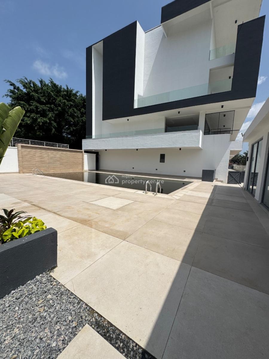 Waterfront 4bedroom Hime with a Jetty, Ikoyi, Lagos, Terraced Duplex for Sale