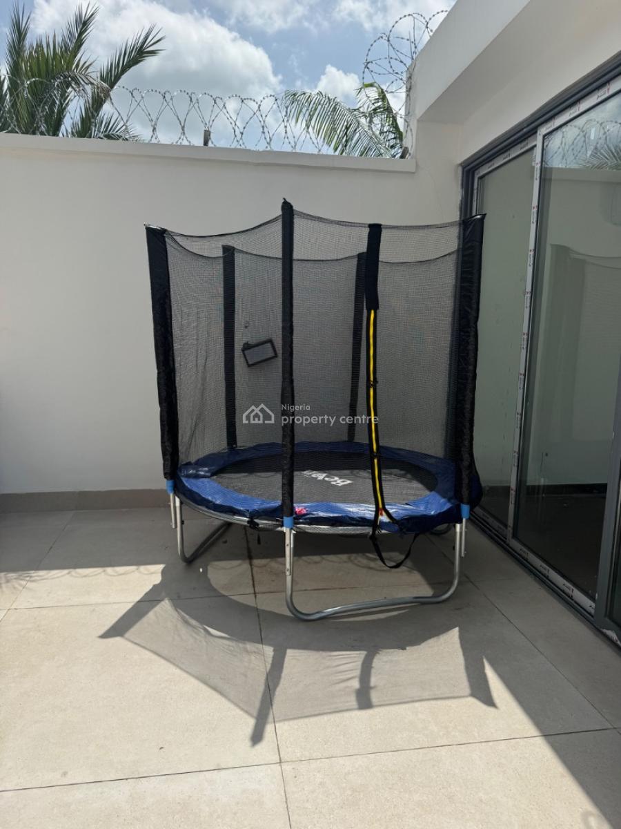 Waterfront 4bedroom Hime with a Jetty, Ikoyi, Lagos, Terraced Duplex for Sale