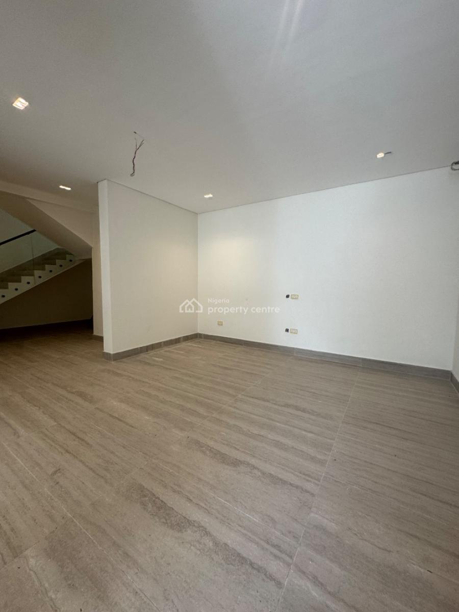 Waterfront 4bedroom Hime with a Jetty, Ikoyi, Lagos, Terraced Duplex for Sale