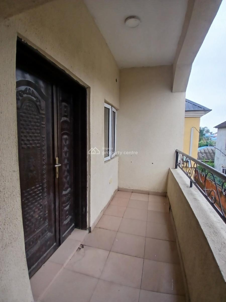 Well Maintained Mini Flat Upstairs, Okera Nla Off Ado Road, Ajah, Ajah, Lagos, Mini Flat (room and Parlour) for Rent