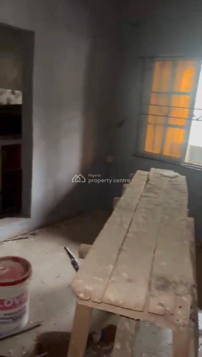 Very Spacious Newly Renovated Self Contain, Abule Oja, Yaba, Lagos, Self Contain (single Rooms) for Rent
