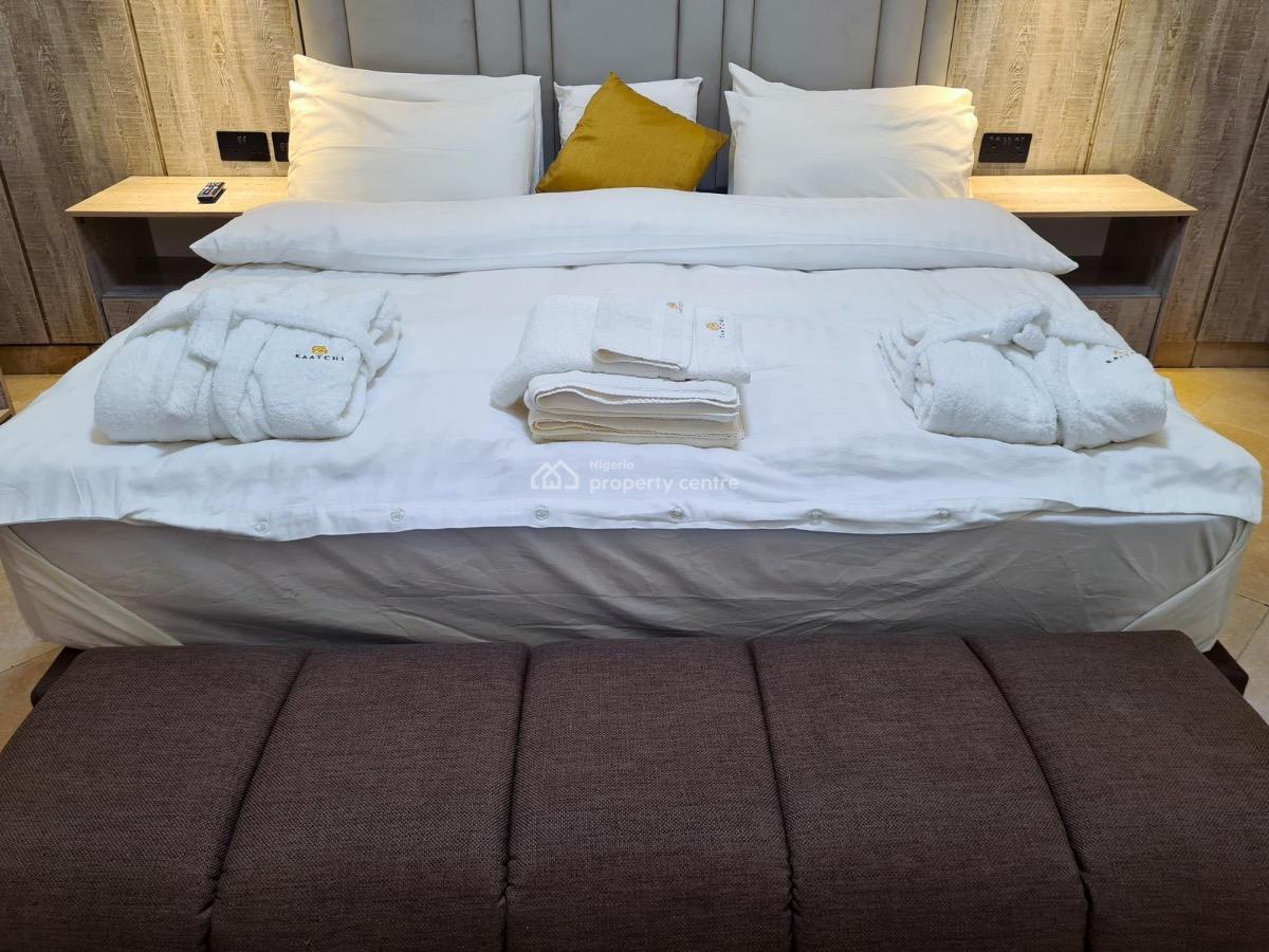Luxury 3 Bedroom Furnished Apartment, Lekki Phase 1, Lekki, Lagos, Flat / Apartment for Rent